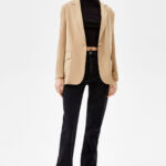 Feminine-cut Blazer - Hình ảnh 4