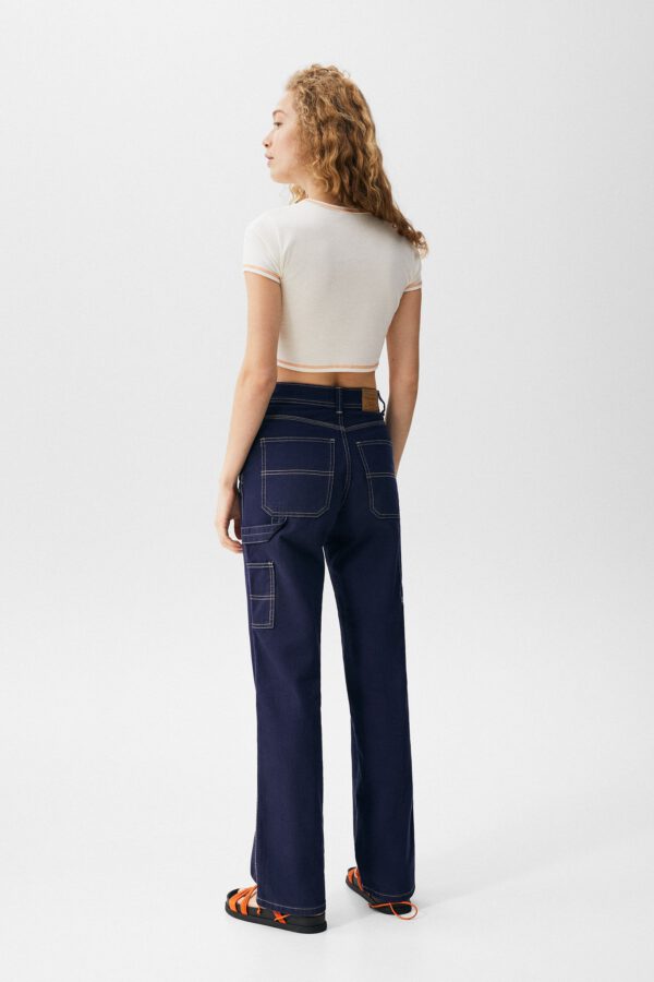 Cropped Short Sleeve T-shirt With Embroidered Detail - Hình ảnh 2