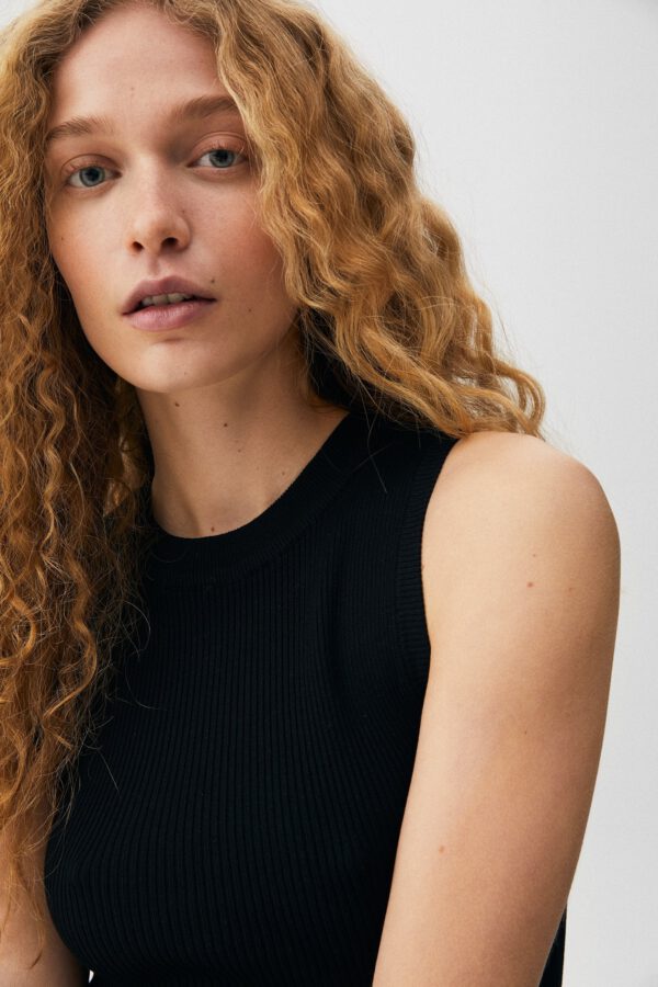 Sleeveless Ribbed Short Dress Black - Hình ảnh 3