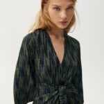 Short Dress With Knotted Skirt - Hình ảnh 3