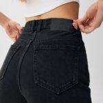 Basic Mom Jeans - Hình ảnh 3