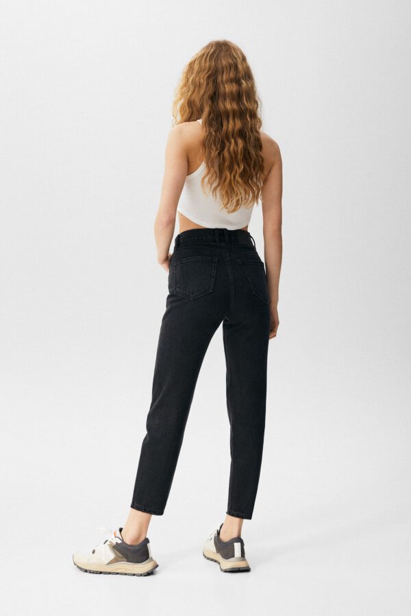 Basic Mom Jeans - Hình ảnh 4