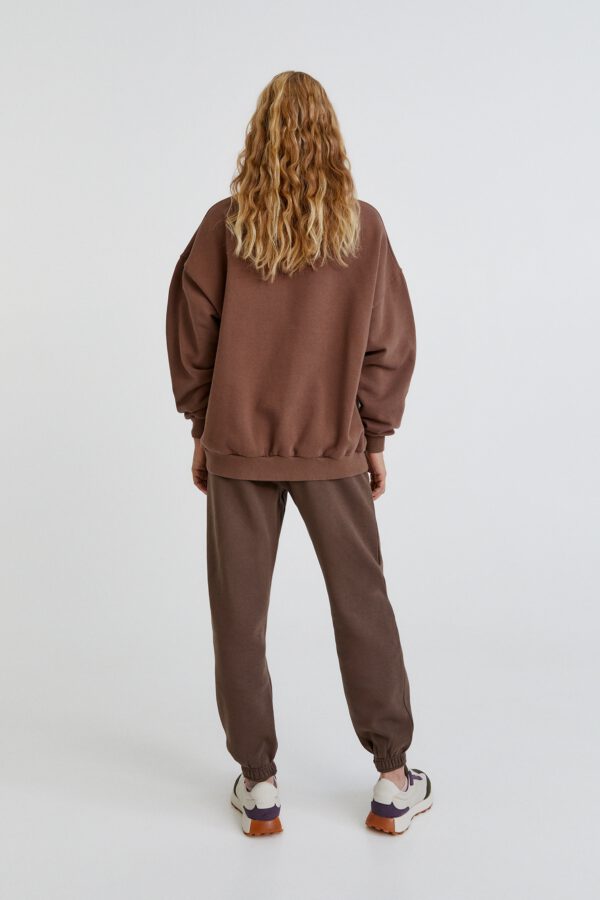 Brown Mountain Graphic Sweatshirt - Hình ảnh 2