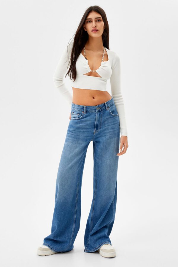 Sweater With Chain Detail - Hình ảnh 4